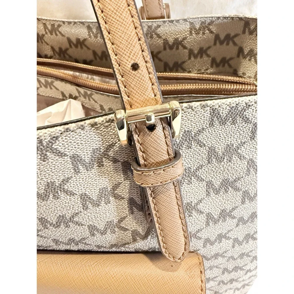 Michael Kors Jet Set Signature MK Logo Tote Bag Beige Brown Large Gold Hardware